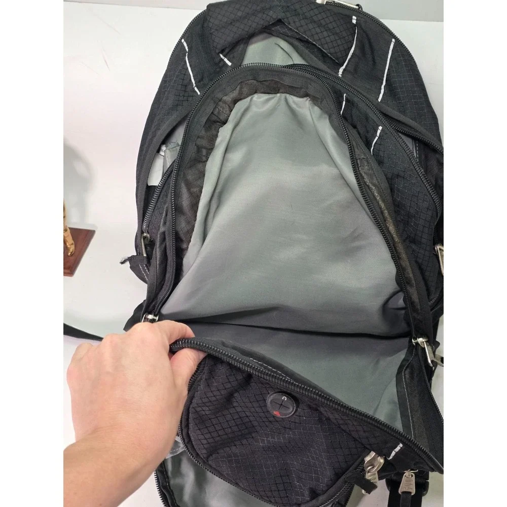 High Sierra Laptop Backpack Black Multi Compartments Travel Gym Zip Pockets‎